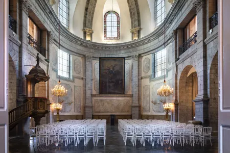 Royal Hainaut Spa & Resort Hotel Отели в г. Оннен