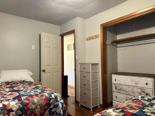 Lake House W/ Fenced Yard, Swim Dock, Marinas/Launches, 7 miles to Mtn Home, AR