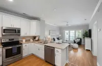 Charleston’s Folly! - King Suite, Pool, Balcony, Walk to Center St!