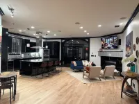 Modern Chic Loft in Downtown Shawnee KS Walking Distance to Local Attractions