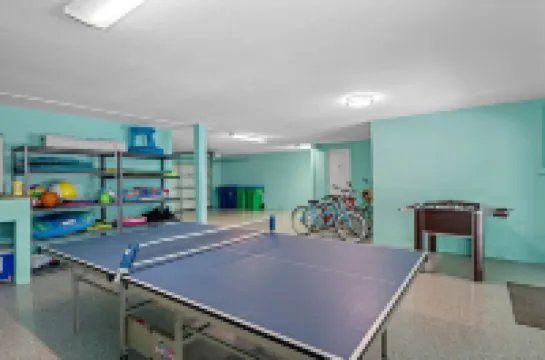 Big Luxury 6 bdrm, Pool, Spa, Bikes, Kayak, Reviews, Beach!