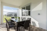 Ultimate Getaway with Privacy, Stunning Views and All the Best Amenities