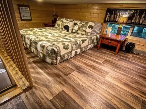 Rivers Edge A River Front cabin with Majestic Mountain View’s