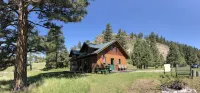 Blackfoot River Retreat, an unmatched Montana getaway.