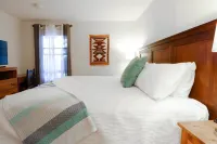 Gorgeous Condo Near Historic Santa Fe Plaza!
