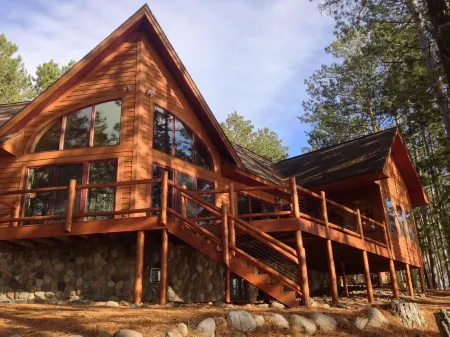 Beautiful Executive Lake Home on Peninsula with 657 ft Frontage, Dog Friendly