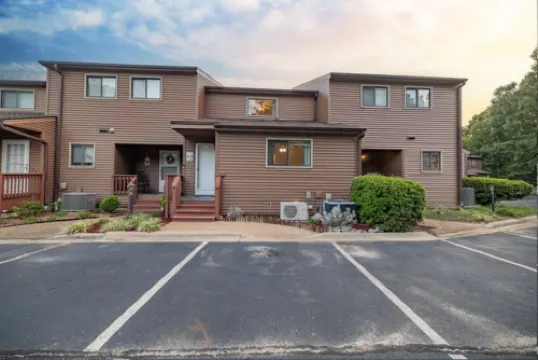 Lake Life is the BEST Life! Formally "Livin The Dream" Hotels in Northampton County