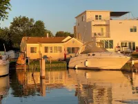 Lake StClair Belvedere Bay Hot Tub 2 Boat Wells  Fishing  Paddle Boards, Kayak Macomb County 호텔