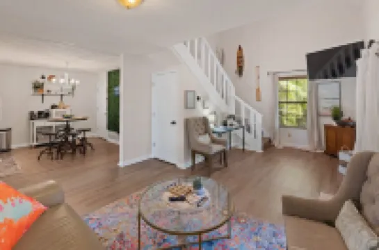 Cozy Cabin 3.5 min from Sportman's!