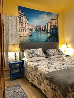 Cozy Mediterranean Escape Hotels near The Schenectady Trading Company