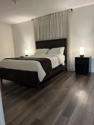 Fabulous 2-bedroom condo in Arlington with WiFi access