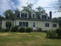 2 Acre Oasis with Private Beach! Family and dog friendly! - 4-Star