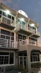 Tropical Suite Отели в г. 