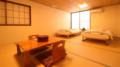 Shiomi Onsen Ryokan Ogawaya - parking