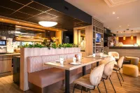Ibis Styles Vannes Porte du Golfe - Frühstück