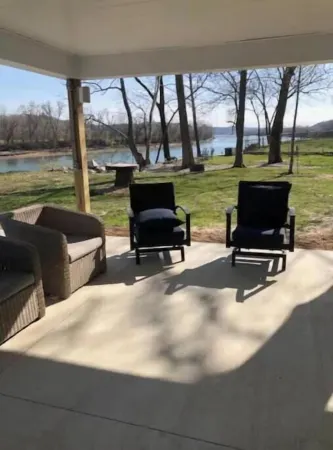 “Delbert” one of the 5 Tiny Cabins on the Osage River