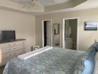 Bright centrally located 3 bed/2 bath with fenced private yard