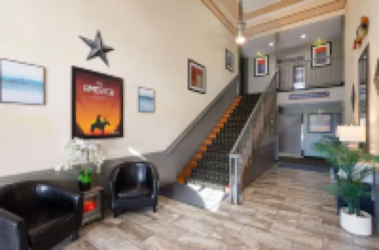 Travelodge by Wyndham Perry National Fairgrounds Area I-75