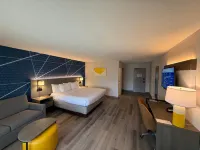 Comfort Inn & Suites Danbury-Bethel Hotels in Danbury