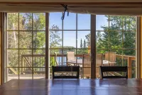 Family Cabin Near Mt. Itasca & Trails: Kayaks & Firewood Included