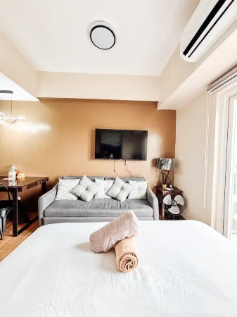 Affordable Luxury Comfort Отели рядом с достопримечательностью «Diversion 21 KTV and Resto»