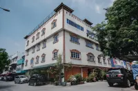 Reddoorz Near Nagoya Hill Mall Batam 5