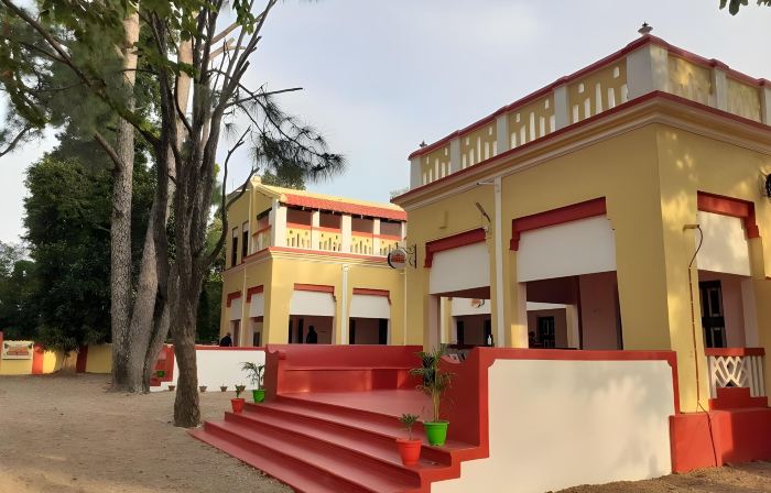 Tulin Heritage Bungalow