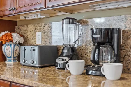 Walk to Shops in Atlantic Station