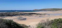Uninterrupted spectacular views over the Camel Estuary and ocean.