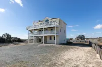 Corolla 4x4 house: Ocean views, Pool, Remodeled Master Bathroom, Wild Horses - balcony