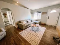 Cozy Home in Heart of Estero