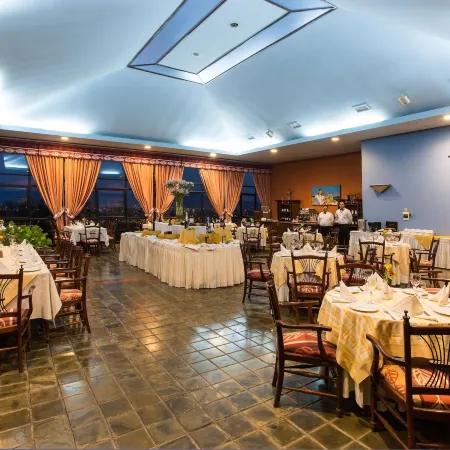Hotel Los Parrales