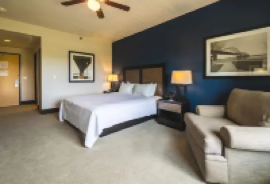 ไวลด์ โรส คาสิโน แอนด์ โรงแรม คลินตัน