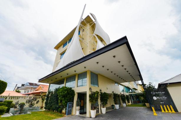 Sojourn Spa Hotel Melaka Hotels in Malakka