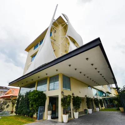 Sojourn Spa Hotel Melaka Hotels near Portugese Settlement (Open Air Stage)