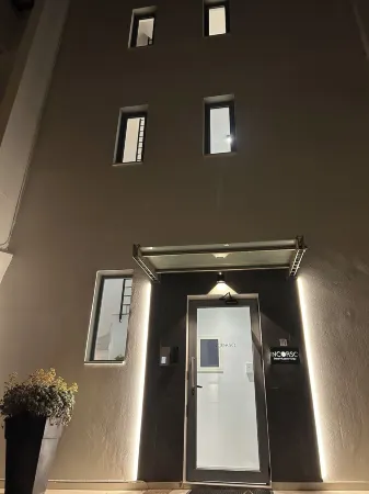 Incorso • Smart Luxury Stay • Near Airport • 24HR Check IN Отели в г. Markopoulo