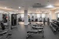 Sosuite 1BR Corner Loft w Park View Gym Lounge