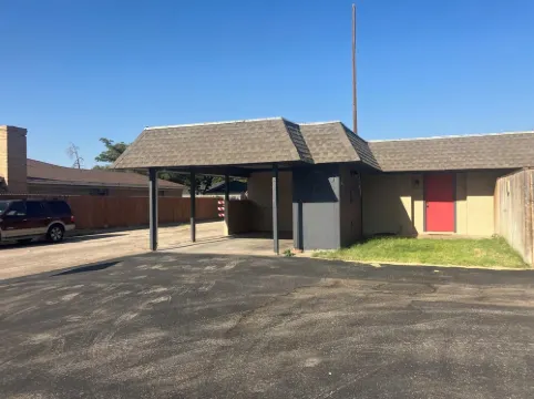 NEW LISTING Right At Home-Midland Cowboy Siesta Corner Lot w/ Patio & Cov'd Park