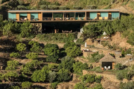 Casa do Rio - Douro Wine Hotel by Vallado Отели в г. Торре-де-Монкорву