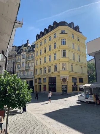 Karlsbad Prestige Отели рядом с достопримечательностью «LOOKOUT OF CHARLES IV»