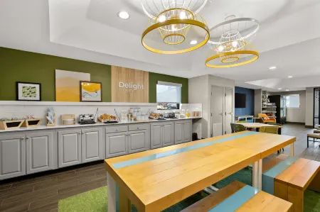 Spark by Hilton Tifton