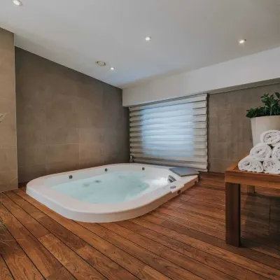 Ilica Luxury Center Hotels near Zagreb Eye