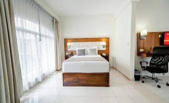 Hotel San Miguel, en El Centro - Desayuno Gratis