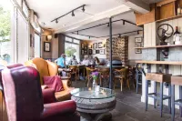 The Millers Arms Inn - С баром