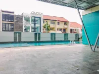 Relaxing and Stylish Studio at Amethyst Tower Apartment - Apartemen