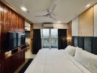 The Habitat Suites - Balcony