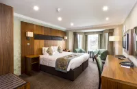 Ramada by Wyndham Cheltenham Hotel di Cheltenham