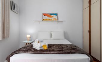 5 Minutes From Copacabana Beach Br608