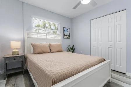 171 Washington ~ Dune Our Thing ~ Unit D ~ Fabulous Pool Home! 2 Bedroom Home by RedAwning