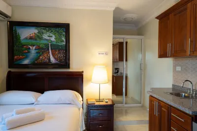 Villa Gumio - Your Comfort in Boca Chica Beach Apts by Redawning Hoteles en Distrito Municipal La Caleta